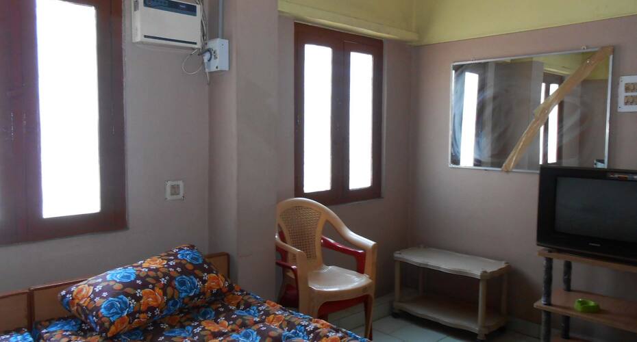B.M Lodge, Tirupattur 4